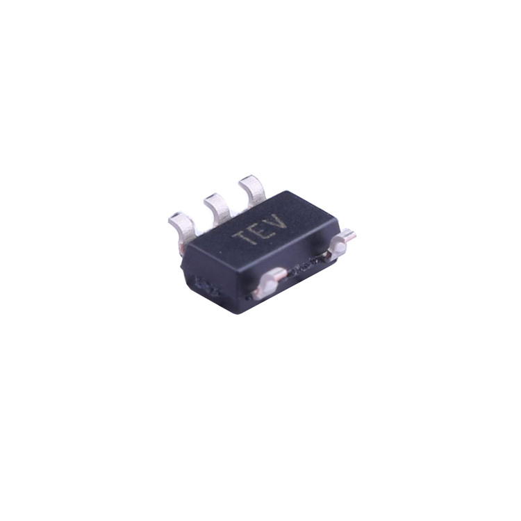 MIC5205-5.0YM5-TR नया और मूल   MIC5205-5.0YM5-TR SOT-23-5 इंटीग्रेटेड सर्किट